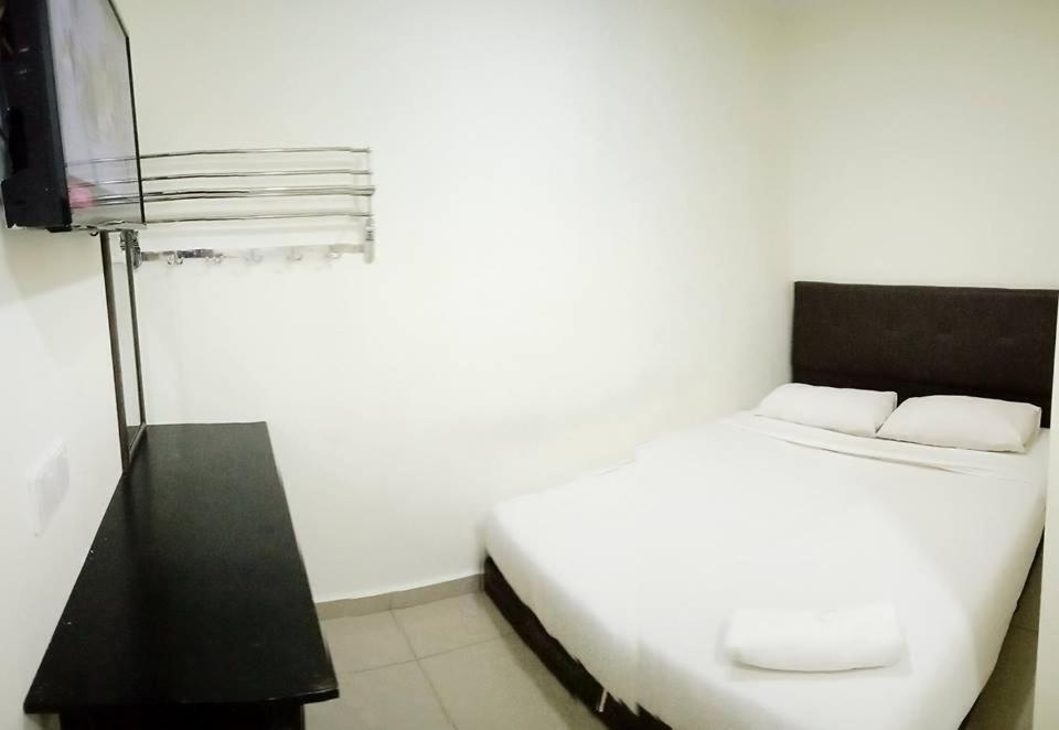 ג'והור בהרו Cattleya Glory Hotel מראה חיצוני תמונה