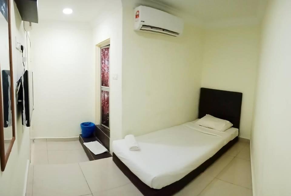 ג'והור בהרו Cattleya Glory Hotel מראה חיצוני תמונה